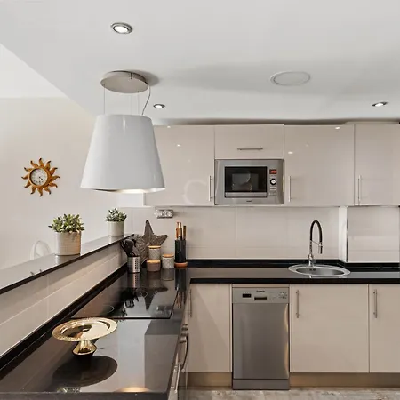 Seaview Terrace In By Costarentals - Ref 233 *